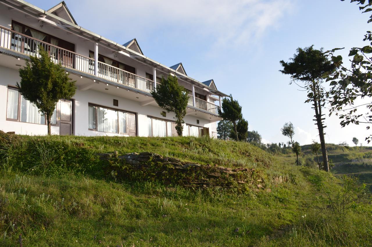 Alpine Chalet Resort Mukteshwar Exterior photo